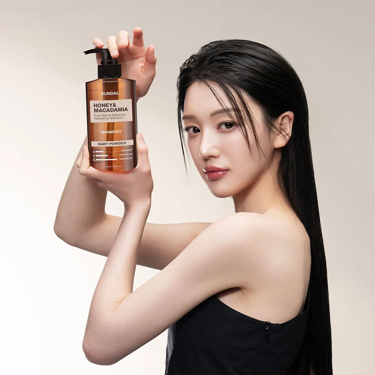Kundal Honey & Macadamia Shampoo White Musk